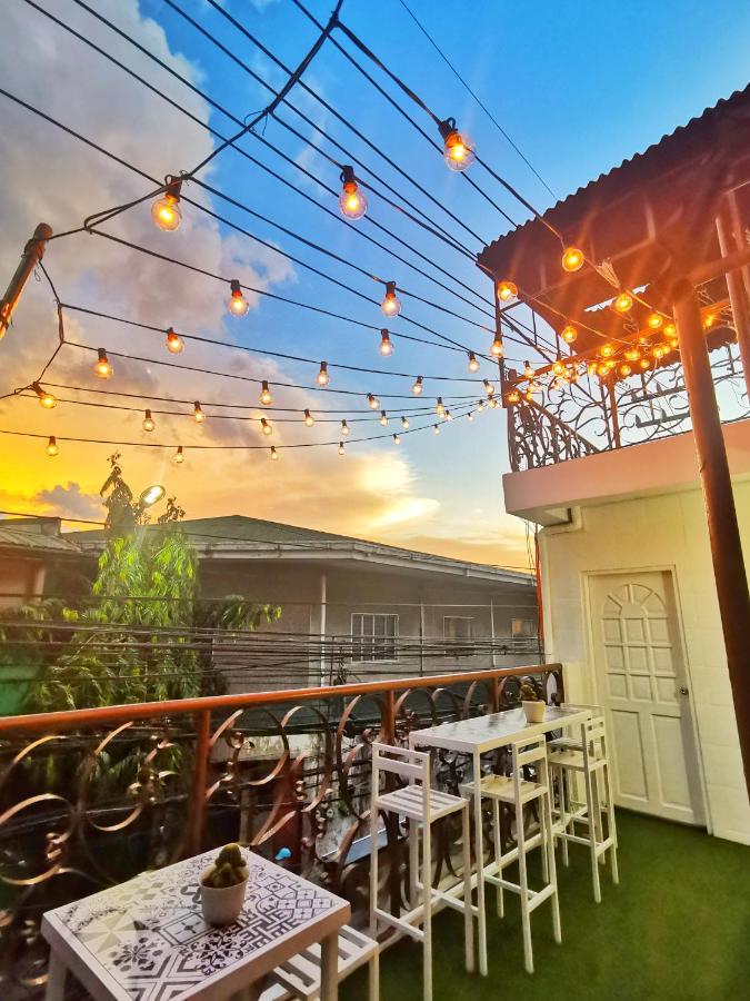 Nomadsmnl Hostel Paranaque City Buitenkant foto